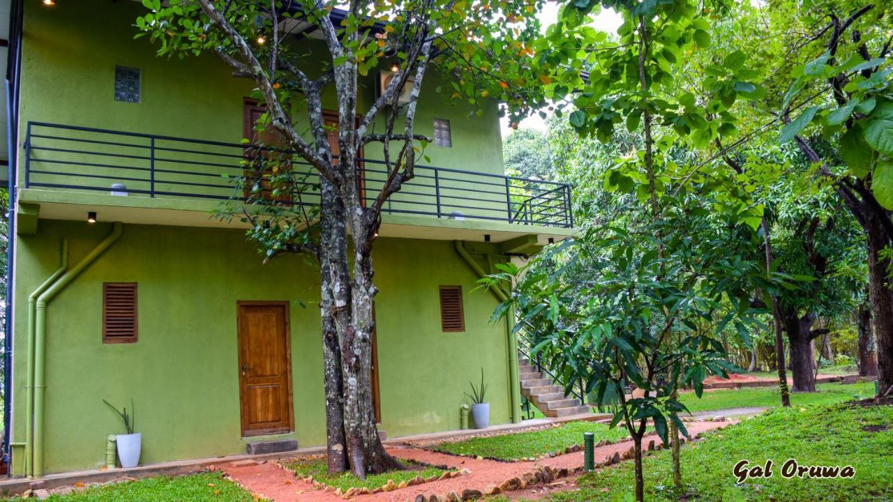 Gal Oruwa Resort Dambulla Exterior photo